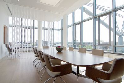 Lamellgardiner, SG 2900, Multi Visio, room shot ""Office Gehrke econ in the Torhaus", Hannover, Germany, Vertical Waves