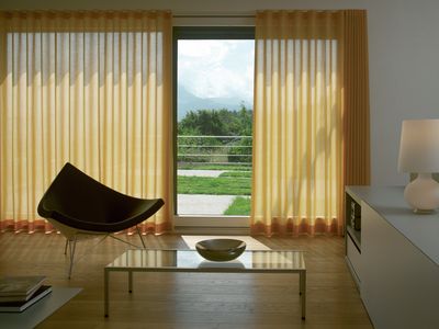 Håndførte gardinskinner, Colorama 1, Room shot