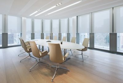 Roller Blind Systems, SG 4970, Multiscreen 1-10%, Room shot "Orrick House", Düsseldorf, Germany