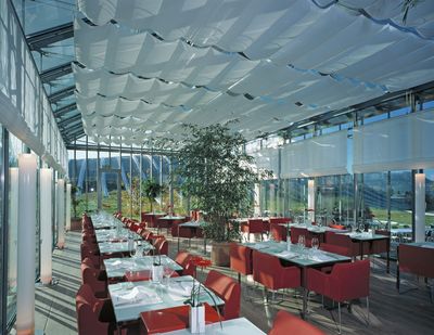 Liftgardiner, SG 2120, Colorama 1, Room shot "Paul Klee Zentrum - Restaurant Schöngrün", Berne, Switzerland