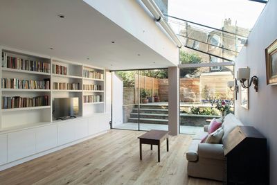 Solbeskyttelse for takvinduer , SG 8600, Multiscreen 1-10%, Private Residence Dunollie Road, London, United Kingdom